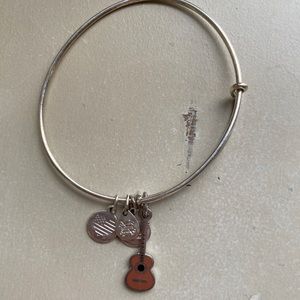 alex and ani bracelet